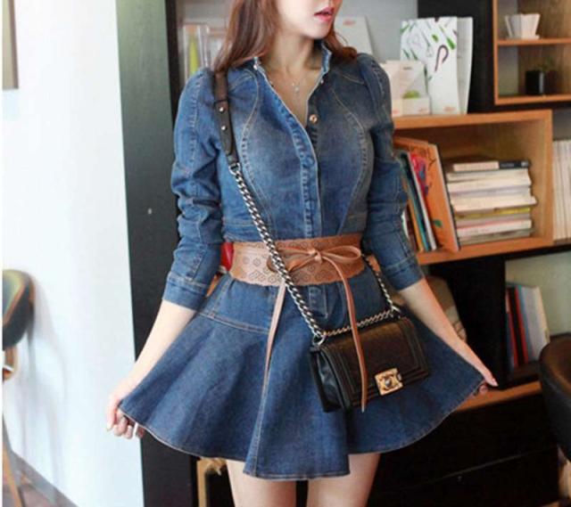 デニムワンピース  ミニワンピース シャツワンピース ミニ丈 ショート丈 ひざ上丈 スタンドカラー 長袖 フレア ベルト付き ウエストマー