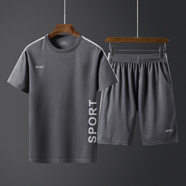 正規品新品 半袖 スポーツウェア 全5色 M〜5XL m01171の通販はau PAY マーケット - fd-store|商品ロットナンバー:490877868 ジャージセットアップ 上下セット スウェット 速乾性 通気性 半ズボン セール