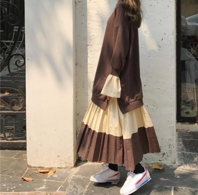 18秋冬新作 トレンドのレトロスタイル オーバーサイズスウェット重ね着風ワンピース Cの通販はau Wowma ワウマ Happiness Seed 商品ロットナンバー