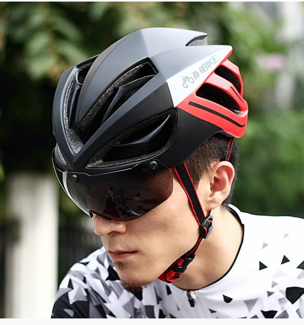 ヘルメット サイクルヘルメット Helmet 軽量 自転車 おしゃれ ロードバイク サイクリング 軽量の通販はau Pay マーケット Azaargo 商品ロットナンバー