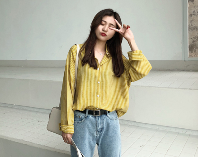 最高の大きめ シャツ コーデ 人気のファッションスタイル