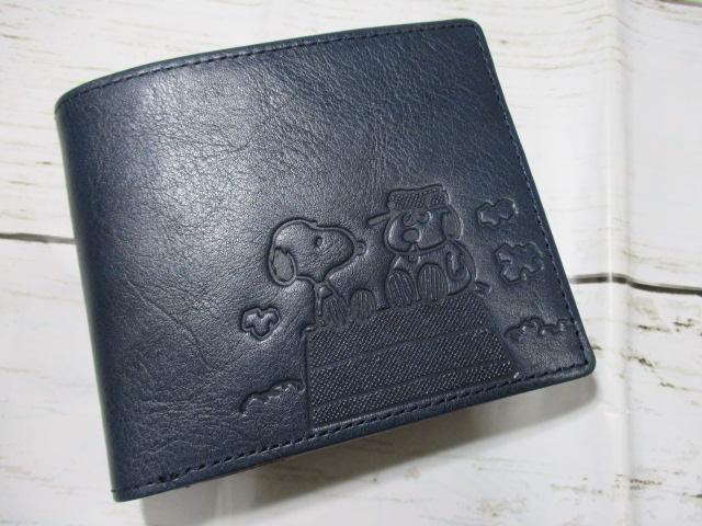 人気ブランド 財布 メンズ 二つ折り スヌーピー Snoopy 本革 プレミアム ネイビー オラフとスヌーピー Usステッカー おまけ付き 人気が高い Www Torreslm Com Br