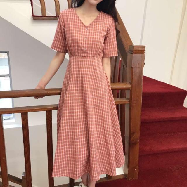 チェック柄 フレアワンピース Vネック ロング丈 レトロ リボン 半袖 エンジ グリーン レディースの通販はau Wowma ワウマ Aeka Clothet 商品ロットナンバー