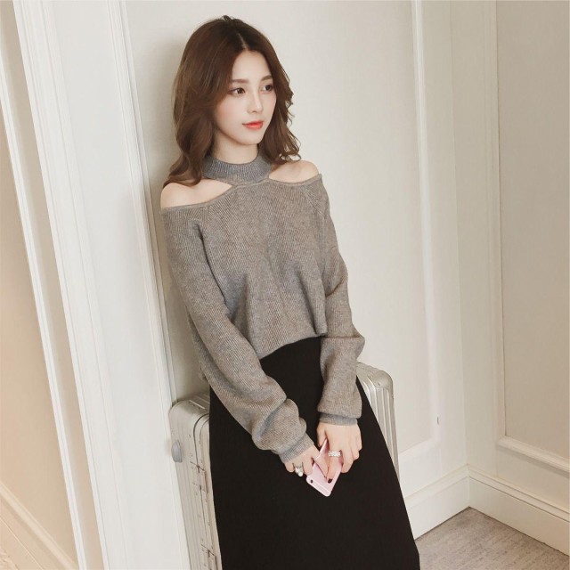 最新ニット オフ ショルダー 人気のファッショントレンド