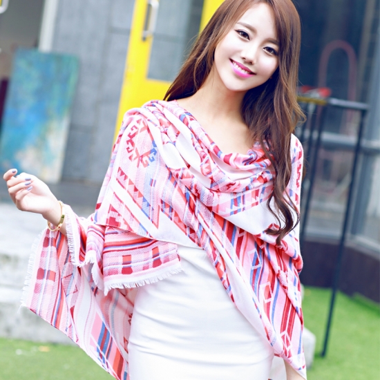 海外セレブ ファッション レディース スカーフ ストール 大判 マフラー プレゼント 女性 かわいい メール便 即日発送 送料無料の通販はau Pay マーケット Glamorous Jewel 全国送料無料 即日発送 商品ロットナンバー