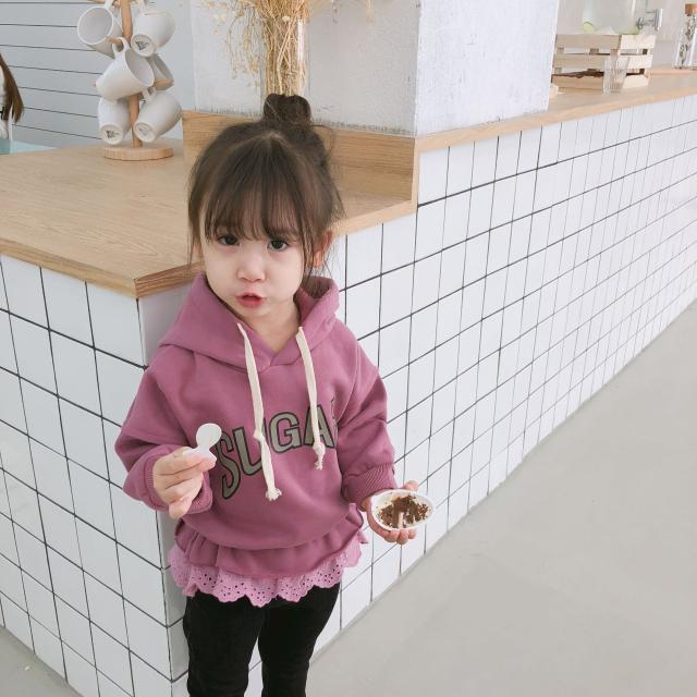 女の子ロゴ入りパーカーフード付き裾レース ピンク 子供服 女の子 トップス 女児 キッズ 長袖トップスの通販はau Wowma ワウマ Onlythebest 商品ロットナンバー