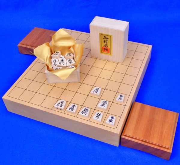 将棋セット 本桂2寸一枚板卓上将棋盤セット 将棋駒白椿上彫駒 特売品 スーパーセール期間限定