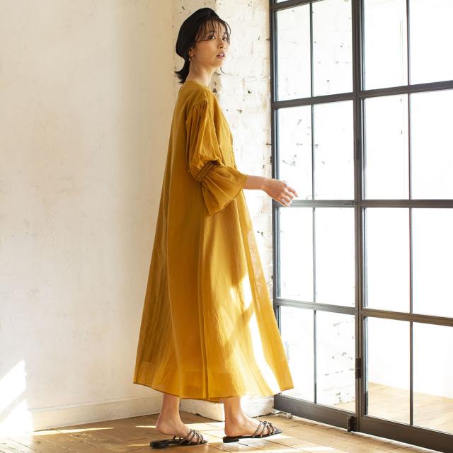 ウエスト ファッション ワンピース チュニック マキシワンピース ロングワンピース シャーリング使い ギャザー ロングワンピース Nの通販はau Pay マーケット ディノス Au Pay マーケット店 商品 マスタード