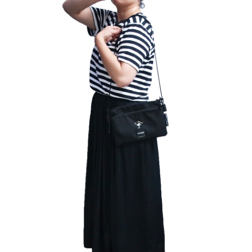 スヌーピー Yakpak ショルダーバッグ サコッシュ Like Music ピーナッツ 26 18cm キャラクター グッズの通販はau Wowma ワウマ シネマコレクション 5400円以上で送料無料 商品ロットナンバー