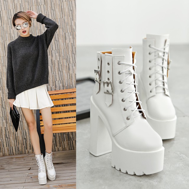 即納 ショートブーツ 履きやすい厚底ブーツ レディースイギリス風 美脚着痩せ 厚底大人気１5ｃｍ おしゃれ ファッション シンプル かの通販はau Pay マーケット Davi 商品ロットナンバー