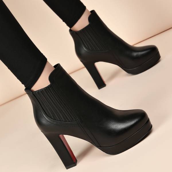 秋冬新作レディースショーツブーツ厚底ブーツ ヒールスブーツヒール10cm靴 防寒ファーシューズx374の通販はau Wowma ワウマ Enjoylife Store 商品ロットナンバー