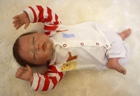 100 の保証 税込 リボーンドール ベビー人形 ベビードール リアル 赤ちゃん人形 衣装付き 50cm シリコン 綿 女の子 赤 新生児 寝顔 メーカー包装済 Olsonesq Com