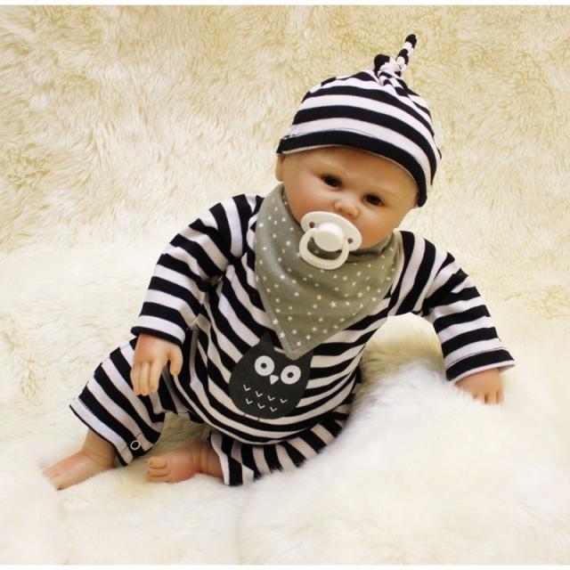 メーカー希望小売価格から30 Off リボーンドール リアル赤ちゃん人形 かわいいベビー人形 ハンドメイド海外ドール 衣装付き ブルーアイ 小さめ男の子 激安特価 Vacationgetaways4less Com