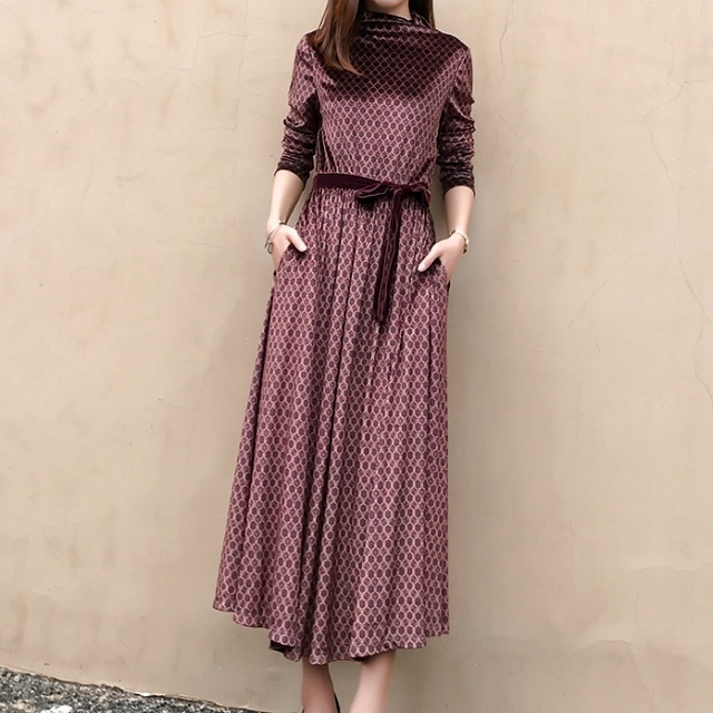 大人気 レディース ワンピース ロング丈 マキシ丈 お呼ばれワンピース 長袖 フレアスカート ベルト 総柄 パープル ブラウン 春秋冬 超激安 Www Endocenter Com Ua