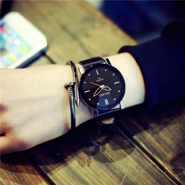 腕時計 レディース 時計 おしゃれ かわいい 人気 アクセサリー 秒針が星形なおしゃれなレディースファッションウォッチ 腕時計 安い 40代の通販はau Pay マーケット ショップ エリカ 商品ロットナンバー