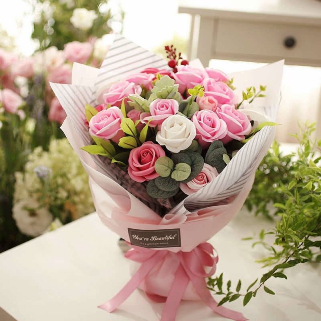 待望の再販 ソープフラワー ギフト ソープフラワー 枯れない花 誕生日ブーケ バラ ギフト 手作り花束 感謝の気持ちを伝える花束 母の日 30 0 Cm 30 プレミアム Lovemesomegadgets Com