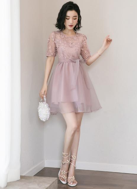 パーティドレス 結婚式 同窓会 二次会 ワンピース 袖あり 膝丈 代 30代 かわいい ピンク 白 お呼ばれ 膝上丈 メッシュ 花 刺繍 リボンの通販はau Pay マーケット La Vie En Rose 商品ロットナンバー