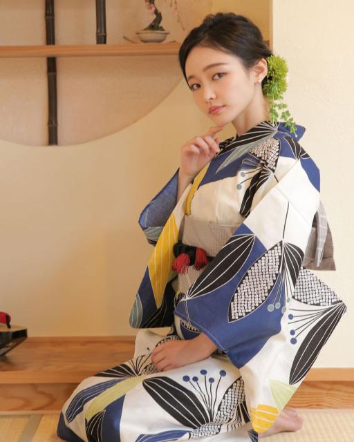 浴衣 3点セット 浴衣 帯 下駄 青 黒 グレー 南天 レトロモダン レトロ フリーサイズ 送料無料 の通販はau Pay マーケット ゆかた館 グレース 商品ロットナンバー