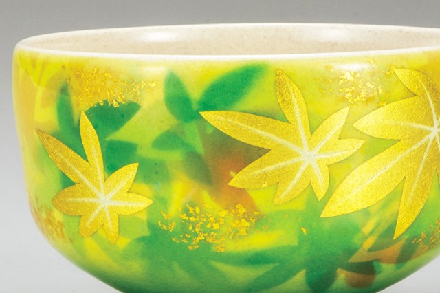 2022低価 九谷焼 抹茶碗 金箔楓<送料無料 和食器 抹茶茶碗 湯飲み いっぷく碗 ギフト 人気 贈り物 結婚祝い/内祝い/お祝い>の通販はau PAY マーケット - 使う・贈る 九谷焼ショップ陶らいふ|商品ロ お得国産