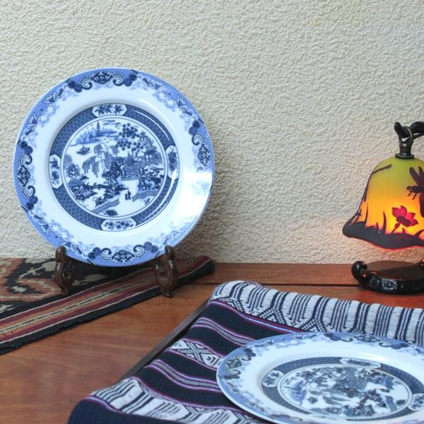 さらに値下げ 送料無料 景徳鎮 青花皿 中 2枚セット 中華 食器 プレート 丸皿 陶磁器 縁起物 飾り皿 青花 伝統工芸品 中国雑貨 風水 21 代引不可 Carlavista Com