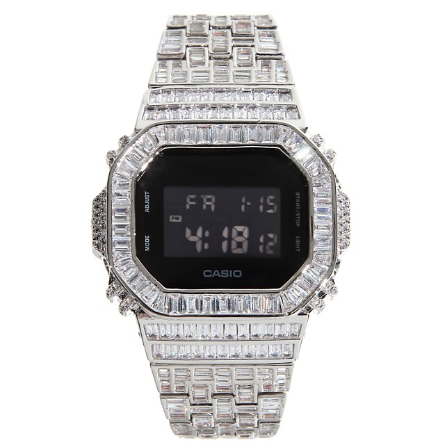 最適な価格 G-SHOCK バゲットCZカスタム DW5600 ホワイト CZダイヤ - 腕時計(デジタル)