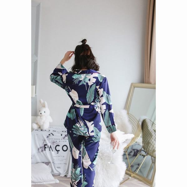 人気ショップが最安値挑戦 シルクパジャマ レディース 前開き セットアップ 長袖 部屋着 ルームウェア プリント 薄手 寝巻き ネグリジェ 春夏秋 おしゃれ さらに値下げ Centrodeladultomayor Com Uy