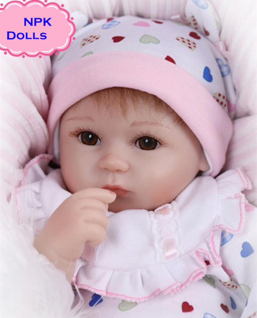 輝く高品質な リボーンドール リボーンベイビー 可愛い 赤ちゃん人形 抱き人形 リアルシリコン 衣装付き Npkドール 身長43cm 17インチ 公式店舗 Olsonesq Com