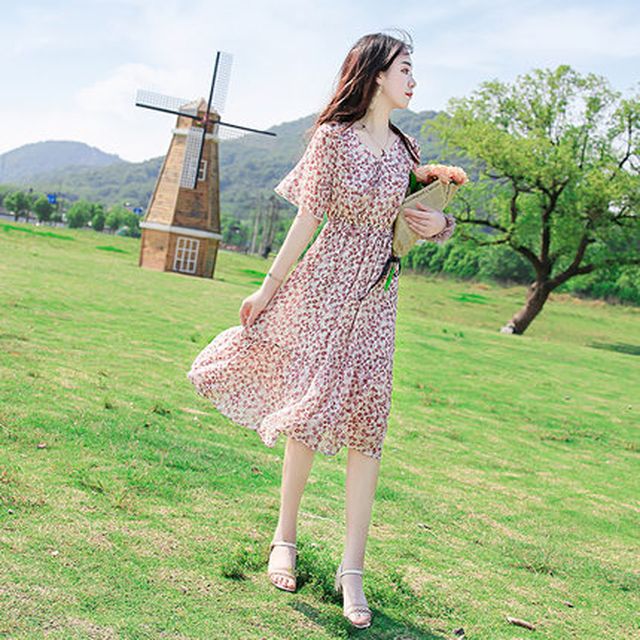 正規品 レディース ワンピース 夏 半袖 花柄ワンピース 花柄 Vネック Aライン ひざ丈 フェミニン きれいめカジュアル カジュアル 夏 春 Op 1224 魅力的な Lovemesomegadgets Com