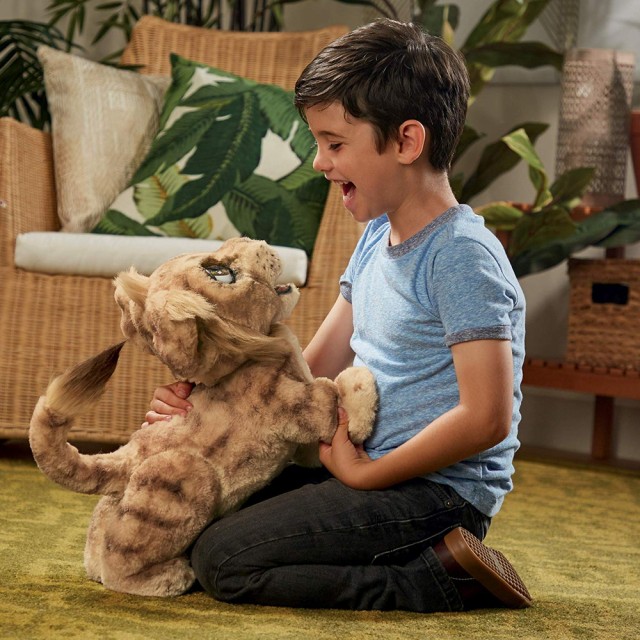 hasbro mighty roar simba