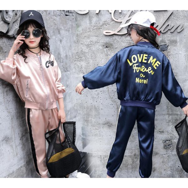 キッズ ジャージセット 子供服 セットアップ オシャレ ジャケット パンツ 上下セット 女の子 ルームウェア スポーツ パジャマの通販はau Wowma ワウマ Mypacestyle 商品ロットナンバー