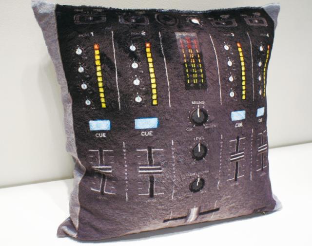 Mikigakkidjs オリジナルクッションカバー ミキサー 片面起毛生地の通販はau Pay マーケット Mikigakki 商品ロットナンバー