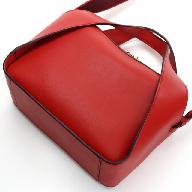 即納超激得 ステラマッカートニー bos-11 bag-01 最安値挑戦中 colo-01の通販はau PAY マーケット - ブランド総合卸ビッグヒット|商品ロットナンバー:48292184 STELLA MCCARTNEY ハンドバッグ 700139 W8542 6506 レッド系 お得新品