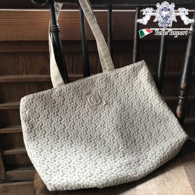 バッグ トートバッグ 刺繍 ボタン付き 内ポケット付き 花柄 おしゃれ エレガント Nuage De Fleurs ヌアージュ ドゥフルールの通販はau Wowma ワウマ 輸入家具ベベ 商品ロットナンバー