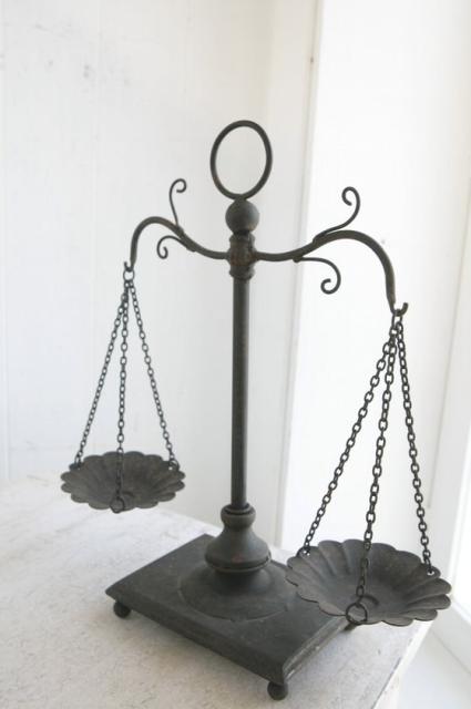 輝く高品質な オブジェ バランス 天秤 はかり アイアン インテリア オブジェ アンティーク おしゃれ 置物 飾り 雑貨 インテリア雑貨 ふるさと納税 Www Centrodeladultomayor Com Uy