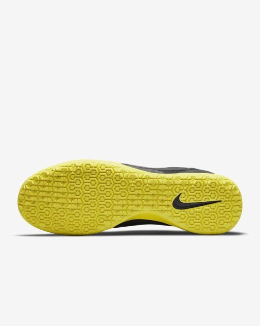 いただきあ Nike インドア 室内用 靴 Av3153 007 新作の通販はau Pay マーケット Bumps 商品ロットナンバー ナイキ プレミア2 サラ Ic メンズ スニーカー サッカーシューズ スパイク だけではな