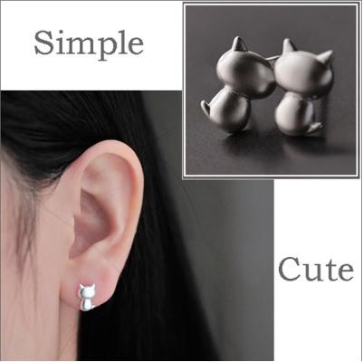 猫 シルバー ピアス つや消し シンプル キュート 小さい かわいい ねこ 後ろ姿 小ぶりピアス 2個セットの通販はau Pay マーケット ダイレクト販売サービス Au Pay マーケット店 商品ロットナンバー