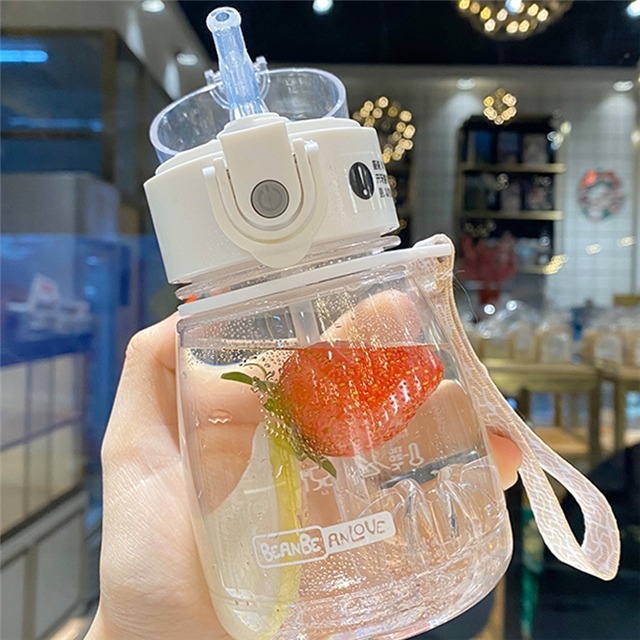新作 プラスチックボトル キッズボトル おしゃれ 軽い 便利 耐衝撃 通学 ストロー付き Hanumantempledelhi Com