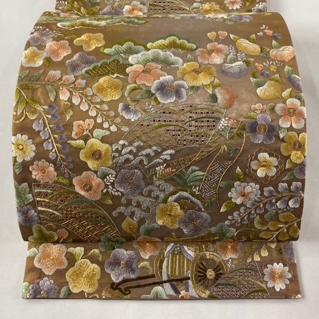 袋帯 美品 逸品 御所車 草花 刺繍 金銀糸 薄茶色 六通 正絹 中古