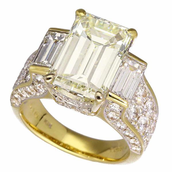 エメラルドカット ダイヤモンド(5.179ct N-VS1)ダイヤモンド(1.018ct/1.47ct)リング 750K18YG イエローゴールド サイズ約10号#50 鑑定書