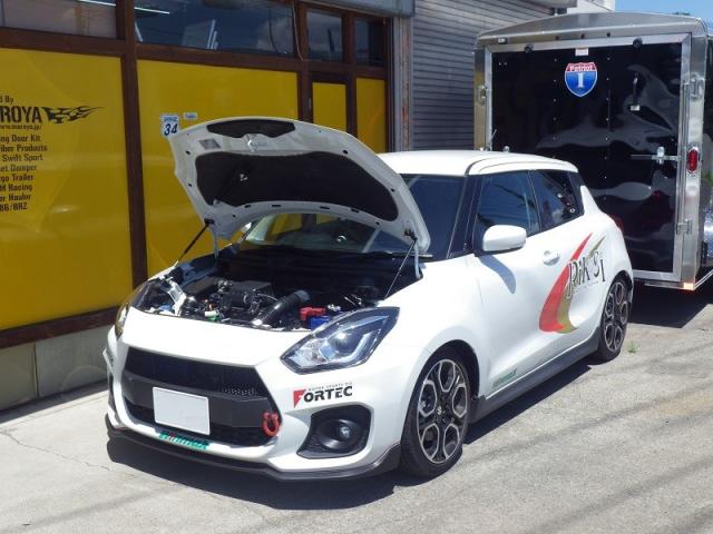 スズキ スイフトスポーツ Zc33s 用ボンネットダンパー ブラックカーボンの通販はau Pay マーケット Maroya 商品ロットナンバー