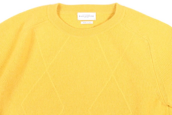ウール┣ BALLANTYNE(バランタイン) 48 24203 の通販はau PAY マーケット - Utsubo Stock|商品ロットナンバー:501669201 丸首セーター P2P042 12WB7 イエロー バランタイ