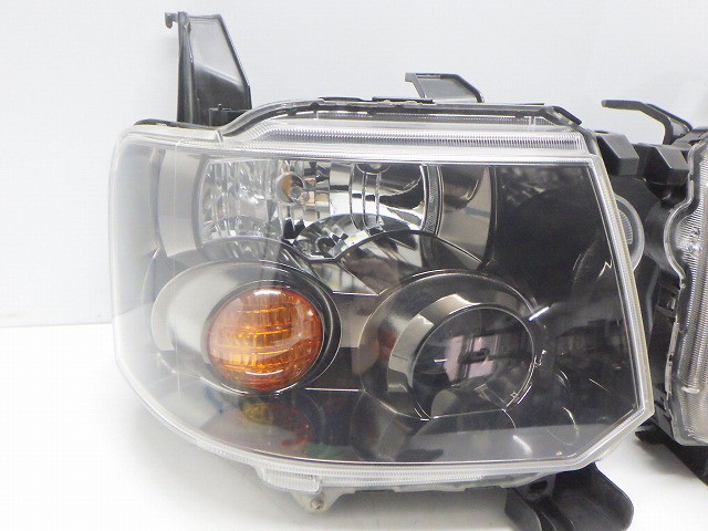 Ｐｒｅｍｉｕｍ Ｌｉｎｅ-HID H82W ekスポーツ •左右ヘッドライト