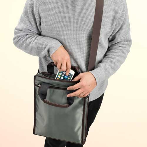 売り切れ必至 ノベルティプレゼント ショルダーバッグ トートバッグ メンズ レディース 斜めがけ 大人 ブランド ファイル ナイロン 軽量 軽い 2wa 新入荷 Carlavista Com