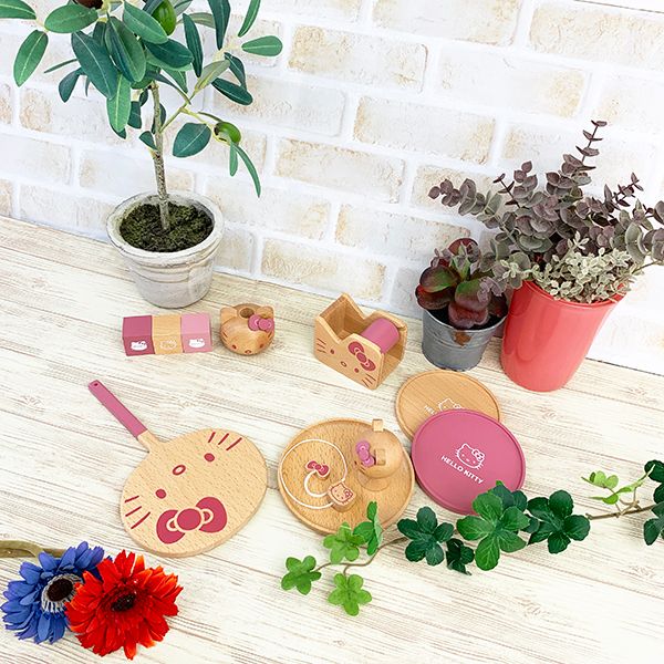 サンリオ ハローキティ アクセサリースタンド キティ インテリア キティーちゃん 小物入れ スタンド アクセサリーの通販はau Pay マーケット Perfect World Tokyo 商品ロットナンバー