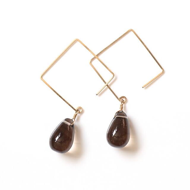 Su スウ プレゼント アクセサリー ジュエリー 2の通販はau Pay マーケット ジュエリー ファッション Ceasqon02 スクエアフック ヒトツブピアス スモーキークォーツ レディース ギフト 限定品 Cta Org Mz