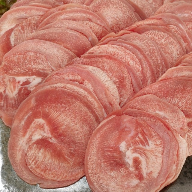 高評価国産 上ハラミ 牛カルビ 牛バラ 牛ハラミ 牛肉 バーベキュの通販はau PAY マーケット - KOBE!SHストア|商品ロットナンバー:501046852 焼き肉 2.0kg バーベキュー 食材 BBQ 肉 焼肉セット タン 特価再入荷