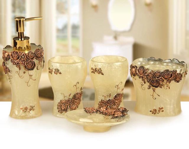 新色追加 バスルーム5点セット ソープディスペンサー 歯ブラシスタンド 石鹸置き コップ 洗面用具 バス用品 ブランドおしゃれ Centroprofesorjuanbosch Com