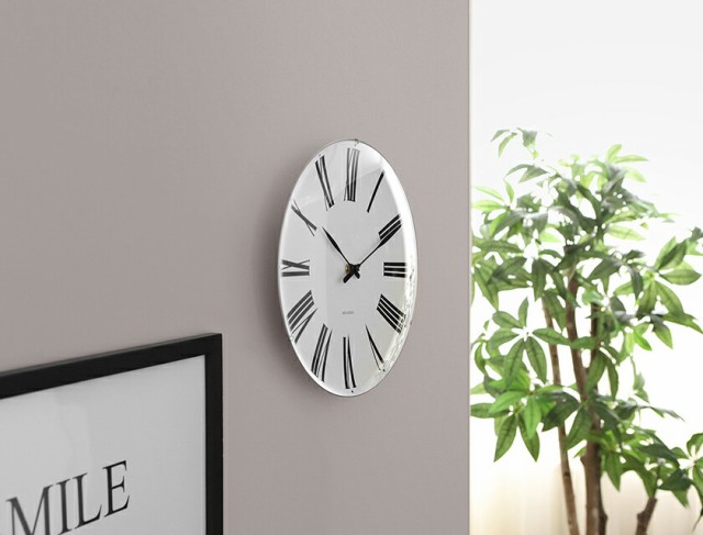 ARNE JACOBSEN Wall Clock Roman 290㎜ 割引価格の商品 todosaqui.com.br