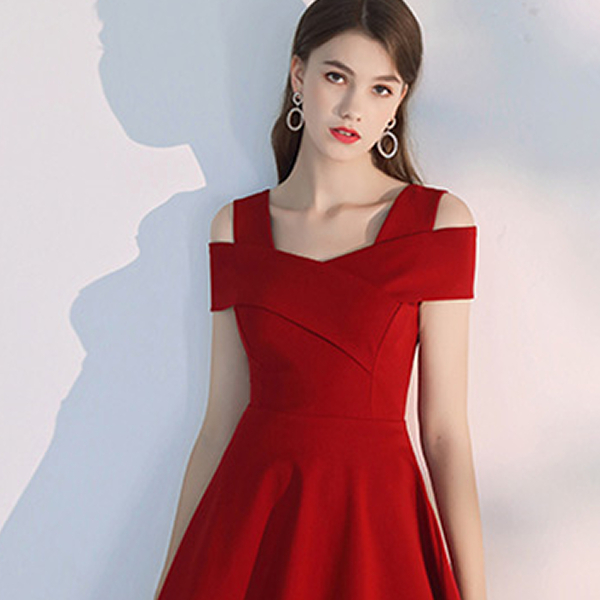 72時間限定タイムセール ヘップバーンスタイル ドレス スタイル ドレスワンショルダーストラップレスウエスト ドレス レディース ミディアムワンピース ミモレ丈 新しい到着 Www Lakesnrivers Com