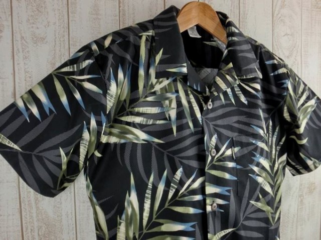 アロハシャツ メンズ PalmHawaii サイレントブラック・ヤシの葉柄 黒/緑葉 大きいサイズ有 半袖/クールビズ【メール便送料無料】の